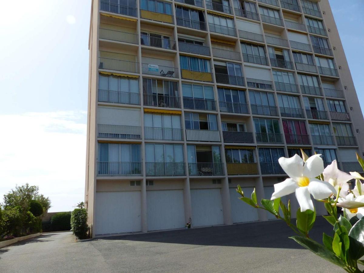 Studio Cosy Avec Tv Et Cuisine Equipee, Bord De Mer Le Lavandou - Fr-1-308-34 Exterior foto